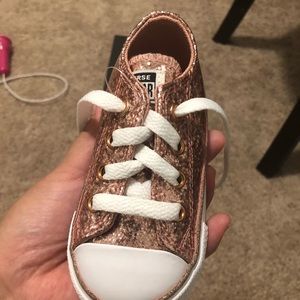 infant gold glitter converse